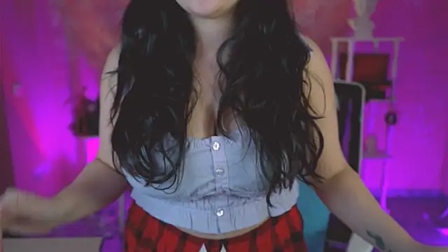 CeceliaJohnson online show from December 19, 8:10 am