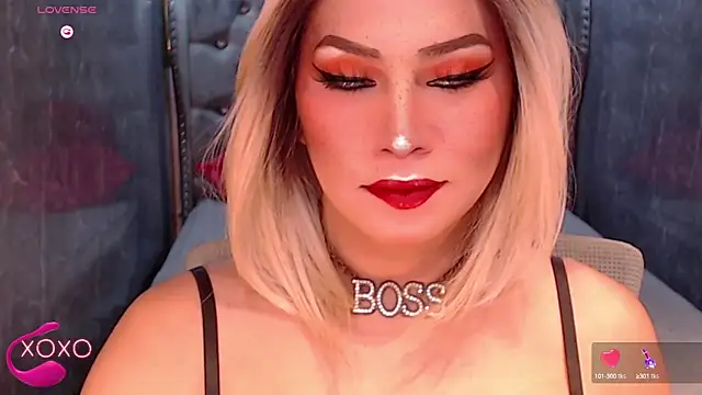 QUEEN GIAMOORE69 online show from October 2, 8:16 pm