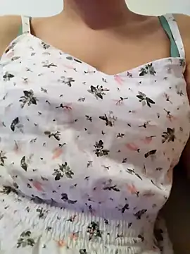 baby sweet girl  online show from December 2, 9:39 pm