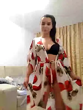 baby sweet girl  online show from December 13, 10:13 pm