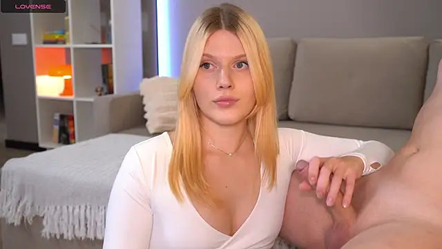 MissJuliya online show from July 22, 1:25 pm