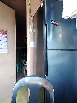 Snapshot of lickmepussy21 chatting on February 20, 11:05 pm lickmepussy21 online show from February 20, 11:05 pm