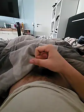 BigJuicy18cm online show from April 27, 9:51 am