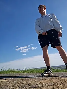 BigJuicy18cm online show from April 28, 2:55 pm