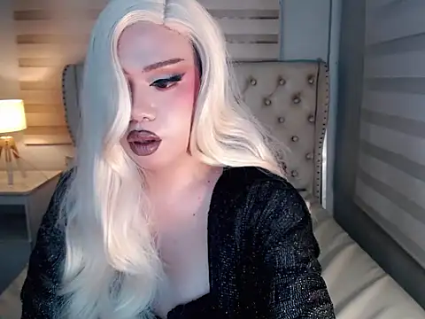 RebecaNextToYou online show from May 23, 12:31 pm