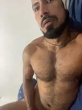 maxhotwill online show from April 15, 5:25 am