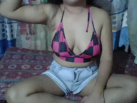 Yummy fiona online show from February 14, 3:54 am