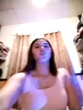 Snapshot of MS_Isabella_Snow92 chatting on March 13, 9:27 am MS Isabella Snow92 online show from March 13, 9:27 am