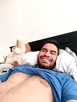 javiermarval83 online show from January 31, 12:40 pm