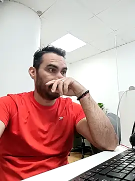 javiermarval83 online show from January 31, 9:48 pm