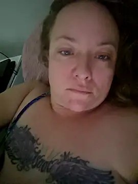 julimonroe online show from January 9, 11:13 am