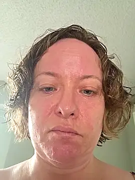 julimonroe online show from May 2, 1:38 pm