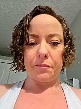 julimonroe online show from May 5, 2:14 pm
