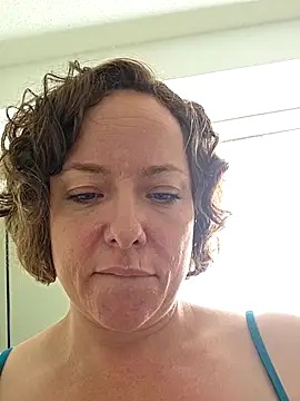 julimonroe online show from May 11, 2:45 pm