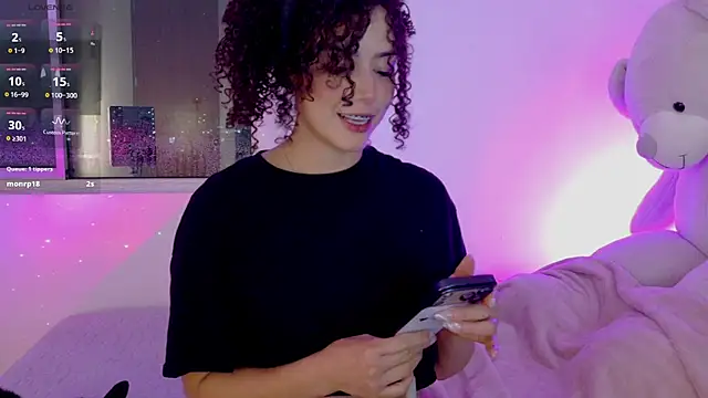 Snapshot of Lia_Tinez chatting on March 5, 11:34 pm Lia Tinez online show from March 5, 11:34 pm