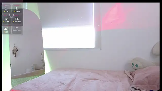 Snapshot of Lia_Tinez chatting on March 12, 10:27 pm Lia Tinez online show from March 12, 10:27 pm