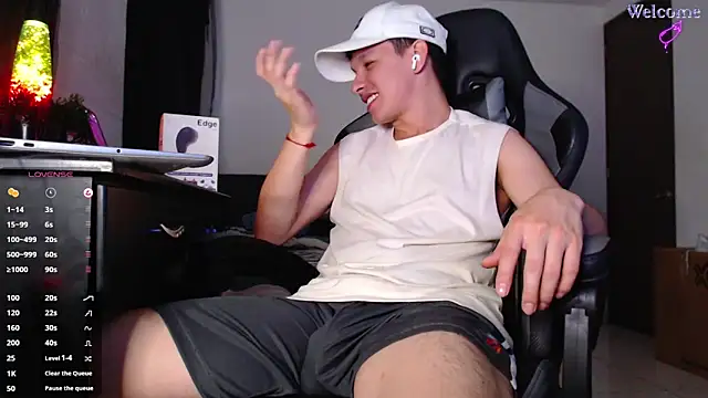 Angel-Twink online show from February 12, 2:39 am