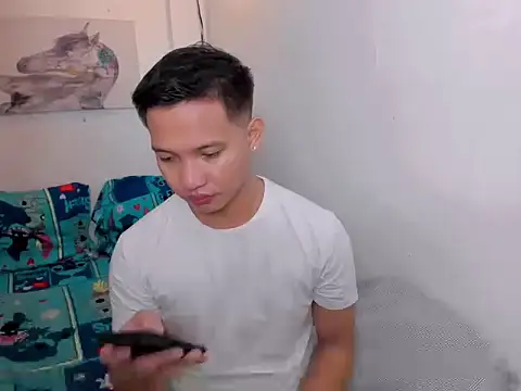 xSebastian19 online show from December 21, 5:58 am