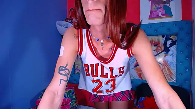 Pamelanicole online show from February 12, 10:15 pm