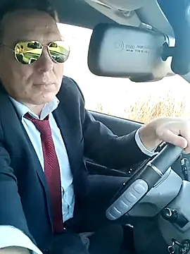 Snapshot of Saysomething3 chatting on February 14, 2:33 pm Saysomething3 online show from February 14, 2:33 pm