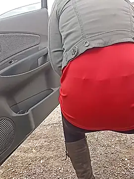 Snapshot of Saysomething3 chatting on October 14, 10:27 am Saysomething3 online show from October 14, 10:27 am