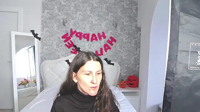 Snapshot of Mistress_Pamela chatting on October 31, 10:27 am Mistress Pamela online show from October 31, 10:27 am