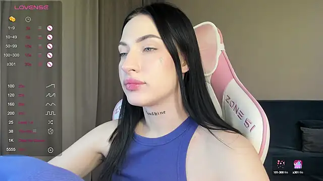 JenniferQueen11 online show from December 14, 6:52 pm