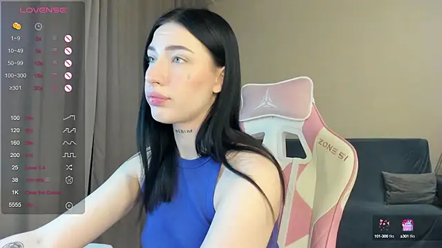 JenniferQueen11 online show from December 24, 7:33 pm
