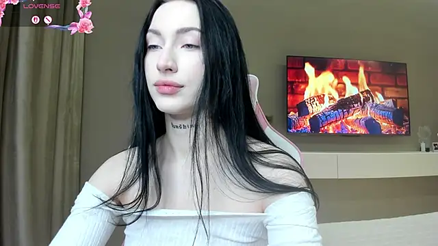 JenniferQueen11 online show from January 8, 4:09 pm