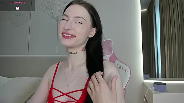 JenniferQueen11 online show from May 14, 10:55 am