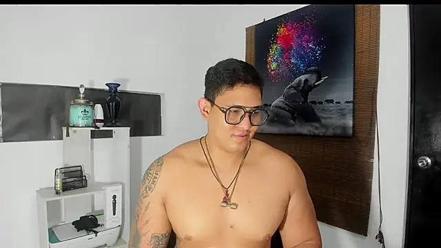 Colton Massif online show from January 28, 5:00 am