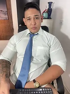 Colton Massif online show from March 16, 11:57 pm