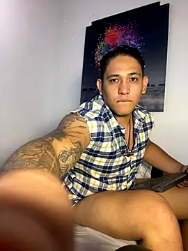 Colton Massif online show from September 18, 1:40 am