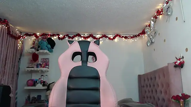 Snapshot of Harmonie_brown chatting on March 11, 7:37 am Harmonie brown online show from March 11, 7:37 am