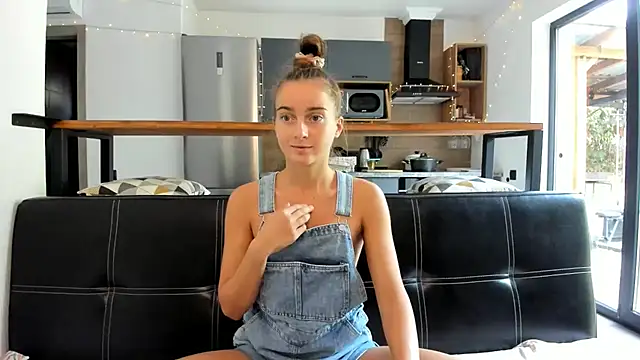 ElizSweet online show from November 25, 9:09 am