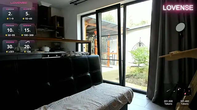 ElizSweet online show from February 25, 10:25 am