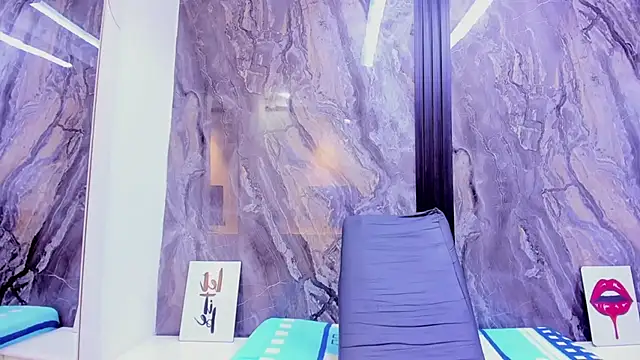 HellenJohansson online show from February 6, 7:39 pm