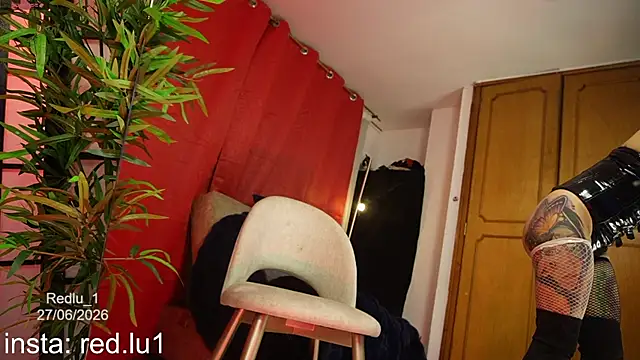Redlu 1 online show from June 27, 11:54 pm