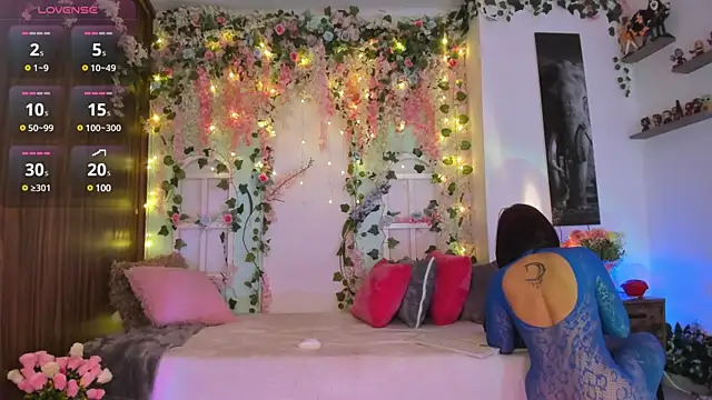 Snapshot of athena_samael69 chatting on January 14, 2:50 am athena samael69 online show from January 14, 2:50 am