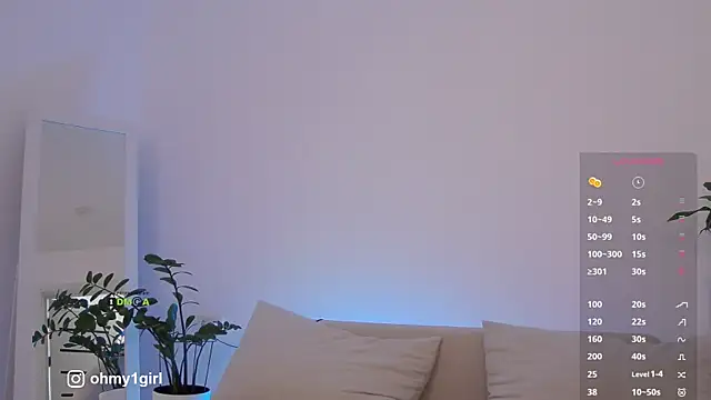 Fallinlove1 online show from November 8, 8:14 am