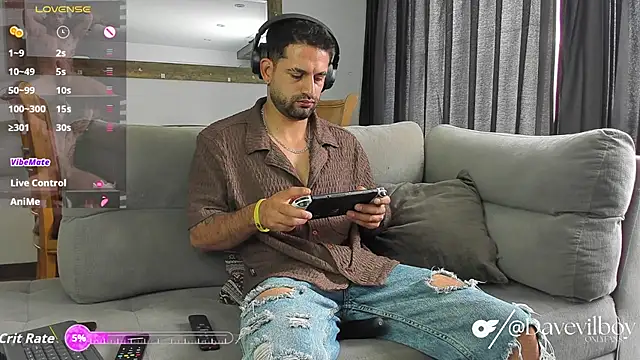 Davevilboy online show from October 20, 1:00 pm