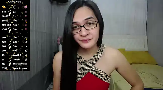 Snapshot of xAsianSweetHeart chatting on December 5, 4:09 am xAsianSweetHeart online show from December 5, 4:09 am
