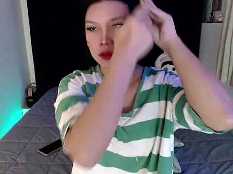 Snapshot of Angelic_Fuckerxxx chatting on January 13, 4:07 am Angelic Fuckerxxx online show from January 13, 4:07 am