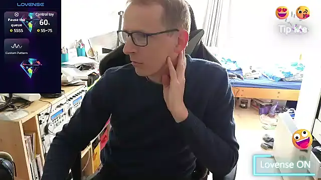 sexmenlion online show from March 9, 3:16 pm