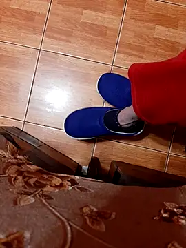 Snapshot of feet_toes chatting on January 8, 5:32 am feet toes online show from January 8, 5:32 am