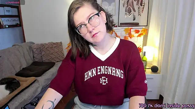 HunnyyLove online show from March 9, 3:27 pm