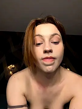 Camilla Railian online show from November 18, 2:54 pm