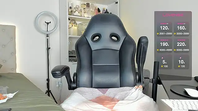 JohannaRodriguez69 online show from January 20, 4:54 am