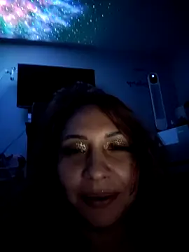 Snapshot of linalooove chatting on October 14, 9:43 am linalooove online show from October 14, 9:43 am