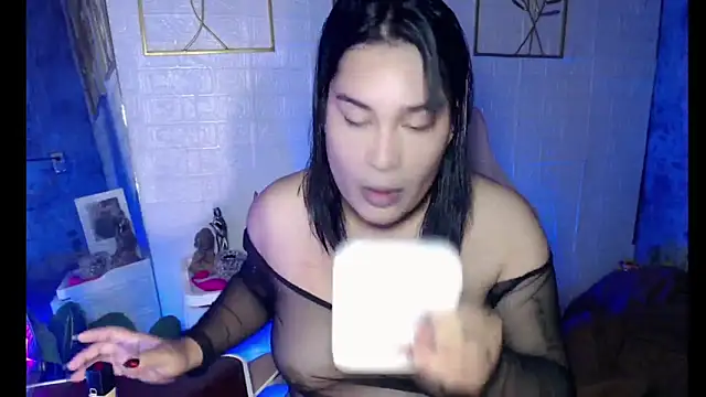 Snapshot of Hardcore_Tgirl chatting on September 12, 12:22 am Hardcore Tgirl online show from September 12, 12:22 am